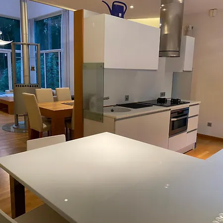 Kakumaee Raba - Puhkemaja Basseiniga Tallinnas * Tallin