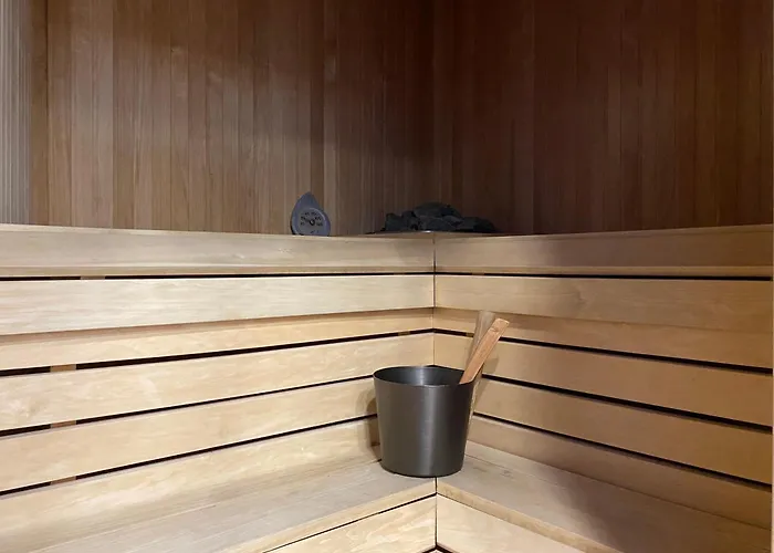 Kakumaee Raba - Puhkemaja Basseiniga Tallinnas Holiday home *