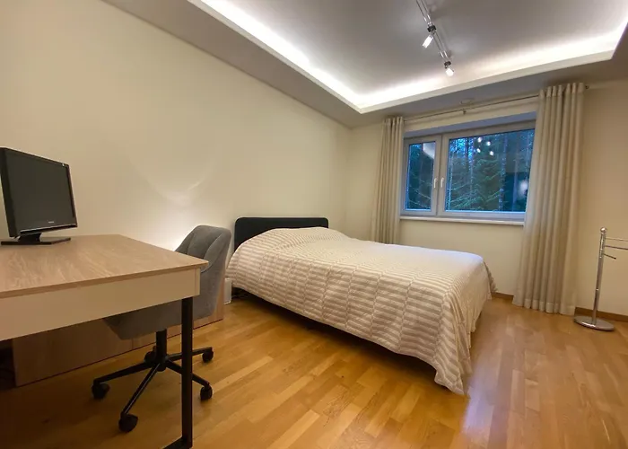 Kakumaee Raba - Puhkemaja Basseiniga Tallinnas Holiday home