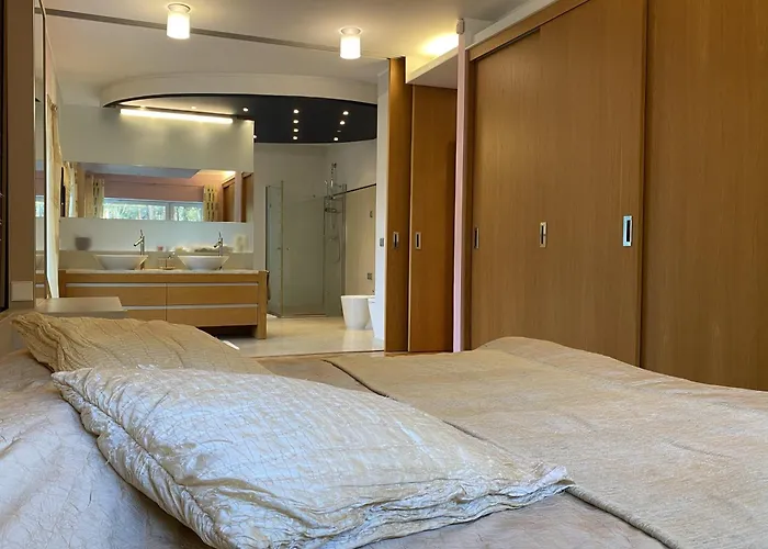 Kakumaee Raba - Puhkemaja Basseiniga Tallinnas Holiday home *