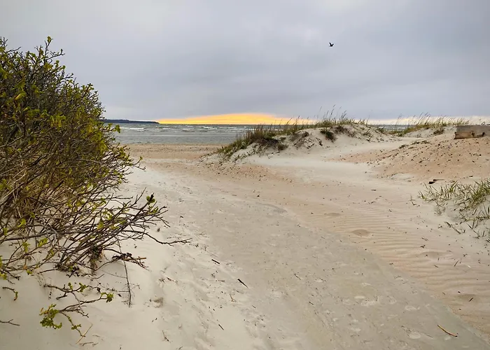 Kakumaee Raba - Puhkemaja Basseiniga Tallinnas Dom wakacyjny