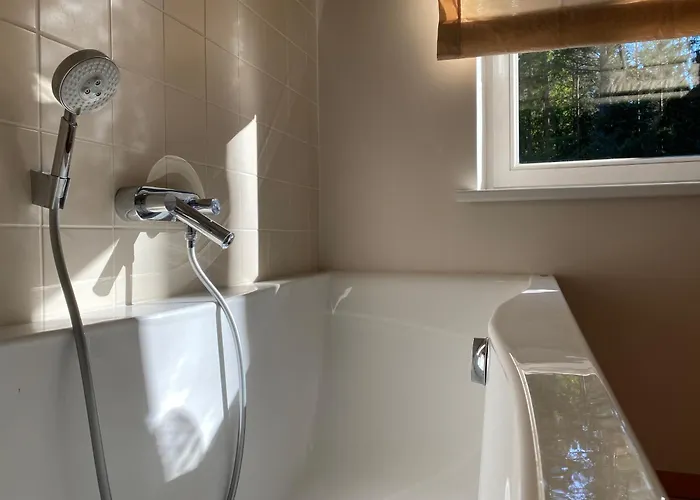 Dom wakacyjny Kakumaee Raba - Puhkemaja Basseiniga Tallinnas Tallin