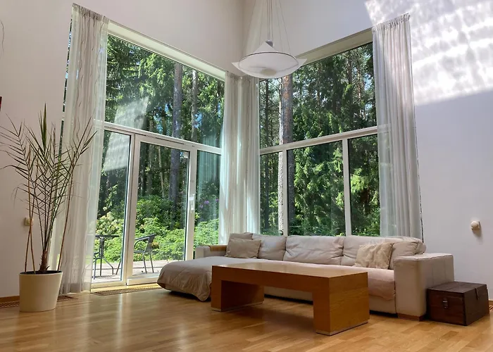 Kakumaee Raba - Puhkemaja Basseiniga Tallinnas Dom wakacyjny